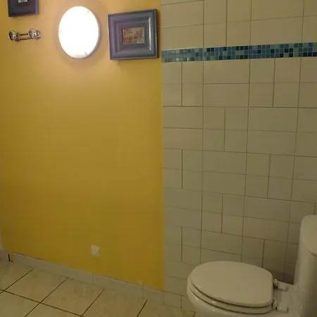 Des Deux Rivieres Apartament